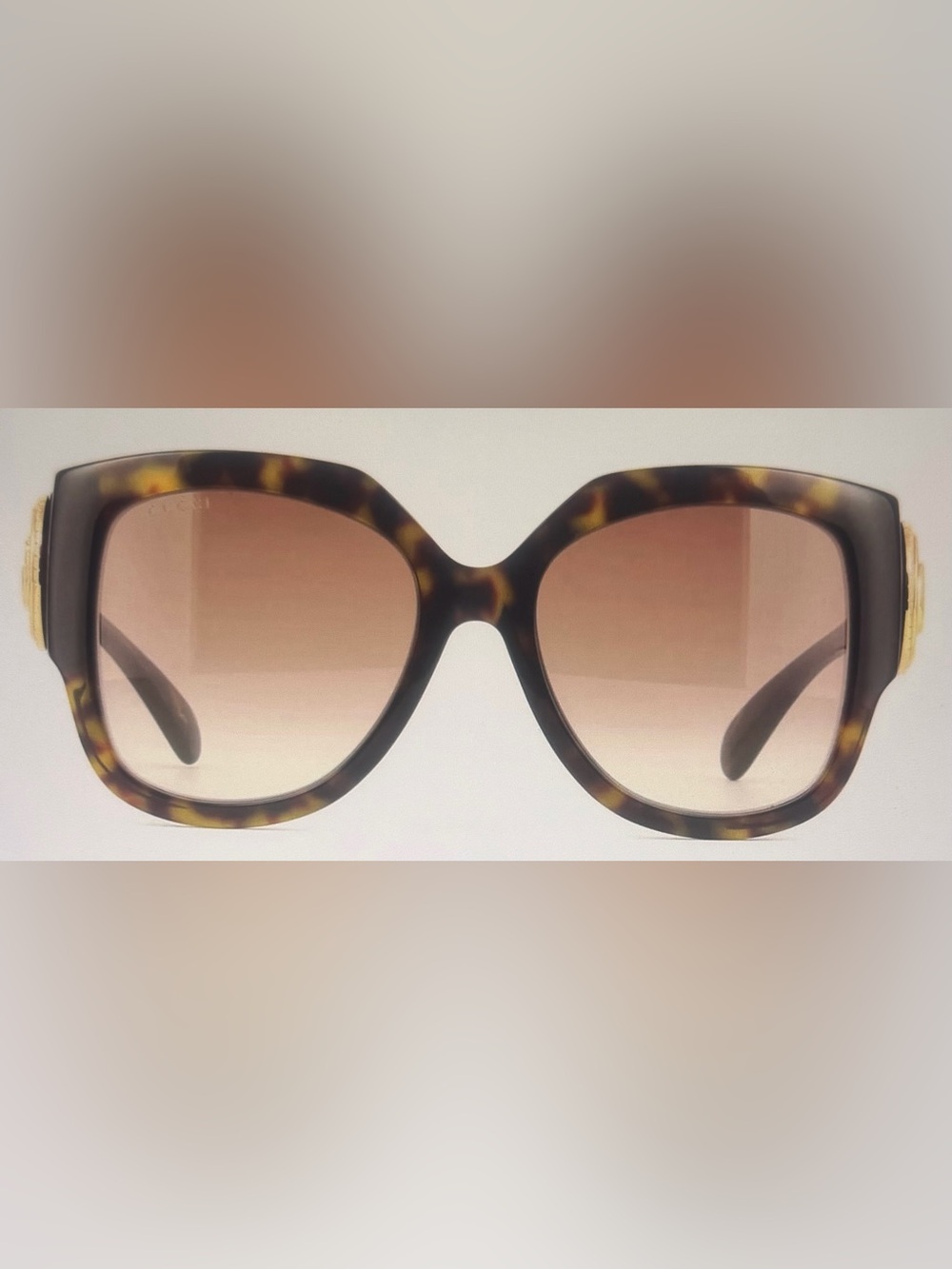 New Women’s Gucci Sunglasses - Picture 4 of 9